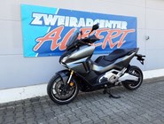 Honda Forza 750