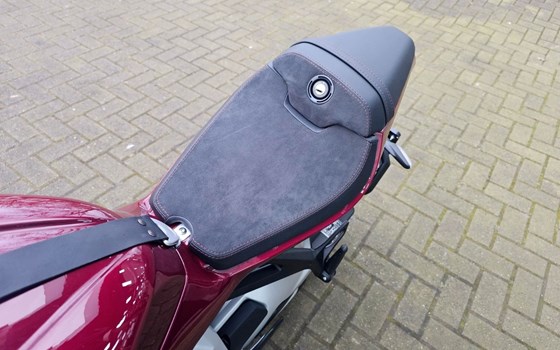 Gebrauchtmotorrad MV Agusta Superveloce 98 - Bild 17