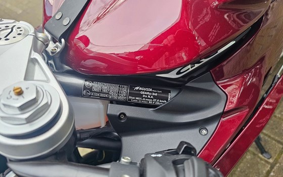 Gebrauchtmotorrad MV Agusta Superveloce 98 - Bild 19