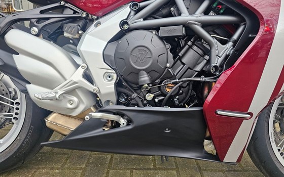 Gebrauchtmotorrad MV Agusta Superveloce 98 - Bild 7