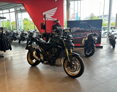 zum Vergrössern bitte anklicken!