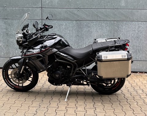 zum Vergrössern bitte anklicken!