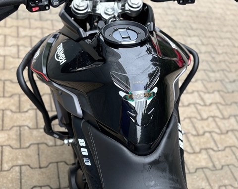 zum Vergrössern bitte anklicken!