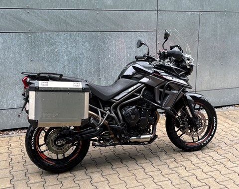 zum Vergrössern bitte anklicken!