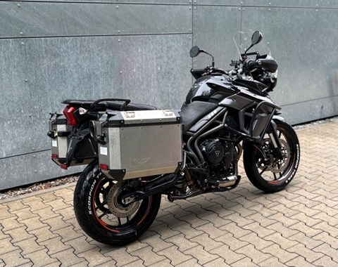 zum Vergrössern bitte anklicken!