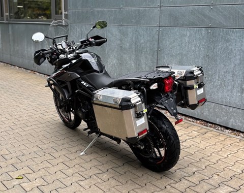 zum Vergrössern bitte anklicken!