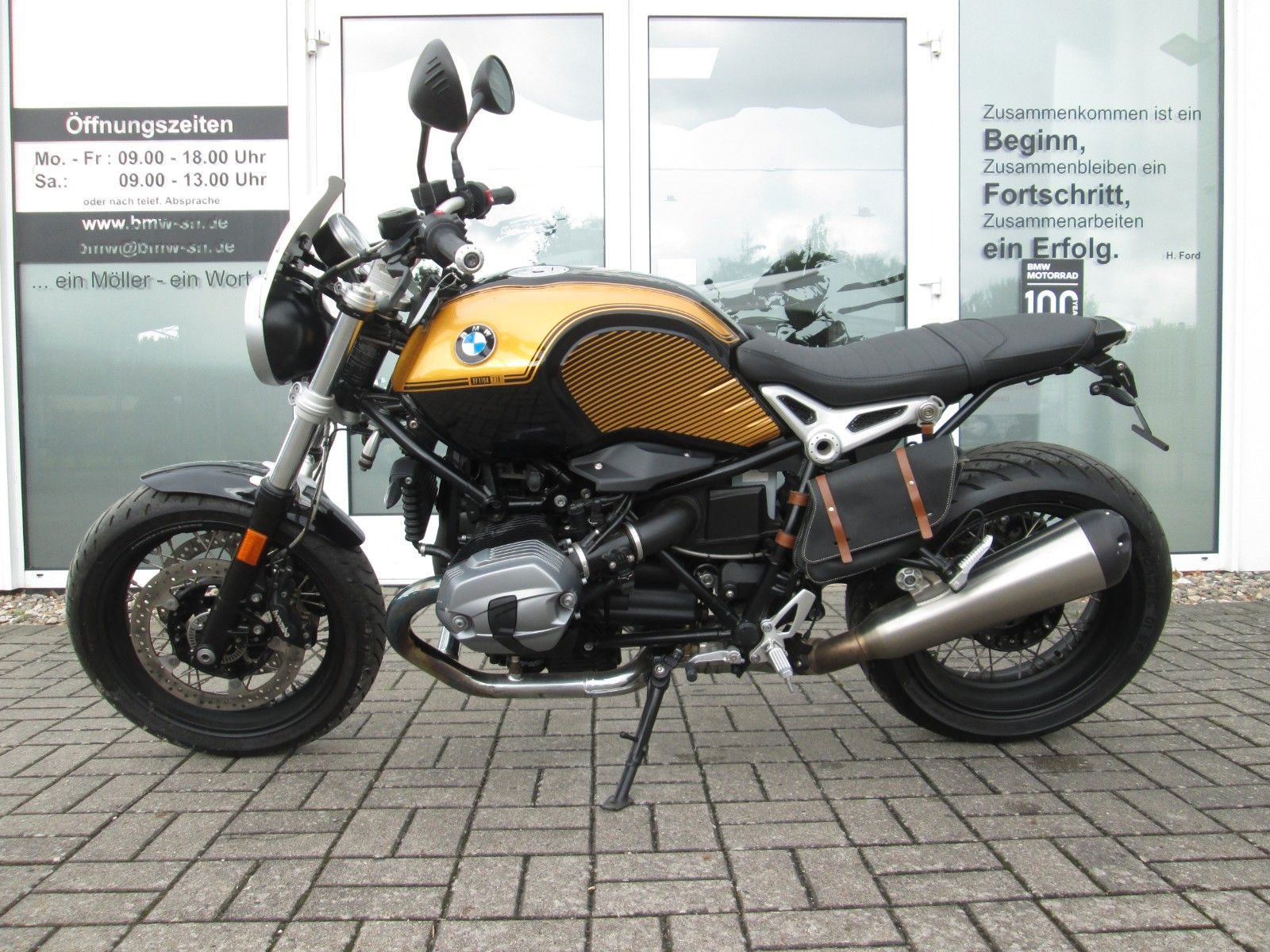 BMW R nineT Pure 
