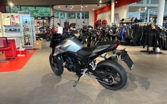 Neufahrzeug Honda CB750 Hornet - Bild 5