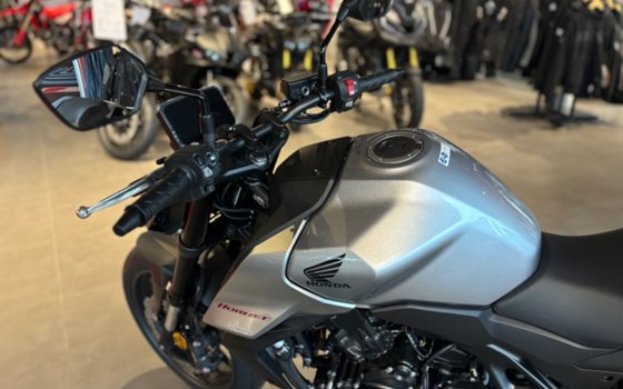 Neufahrzeug Honda CB750 Hornet - Bild 7