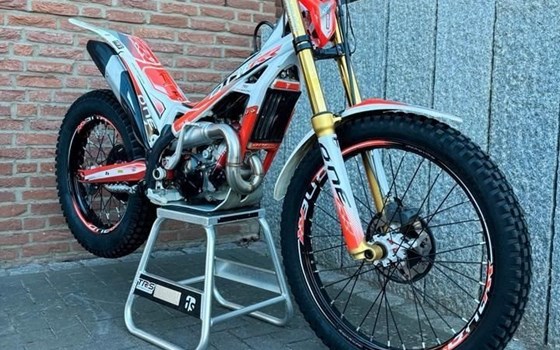 Gebrauchtmotorrad TRS One 125 RR Raga Racing - Bild 1 Gebrauchtmotorrad TRS One 125 RR Raga Racing - Bild 1
