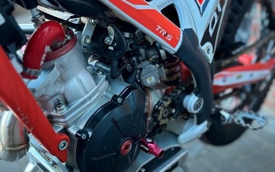 Gebrauchtmotorrad TRS One 125 RR Raga Racing - Bild 3 Gebrauchtmotorrad TRS One 125 RR Raga Racing - Bild 3