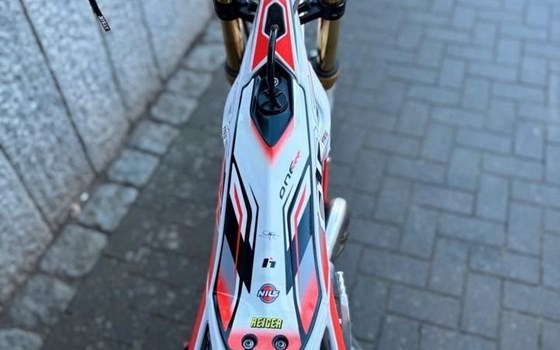 Gebrauchtmotorrad TRS One 125 RR Raga Racing - Bild 9 Gebrauchtmotorrad TRS One 125 RR Raga Racing - Bild 9