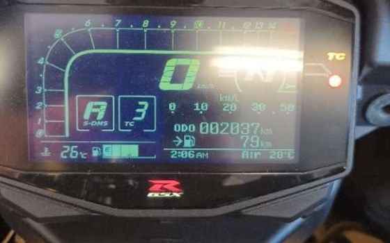 Gebrauchtmotorrad Suzuki GSX-R 1000 R - Bild 5 Gebrauchtmotorrad Suzuki GSX-R 1000 R - Bild 5