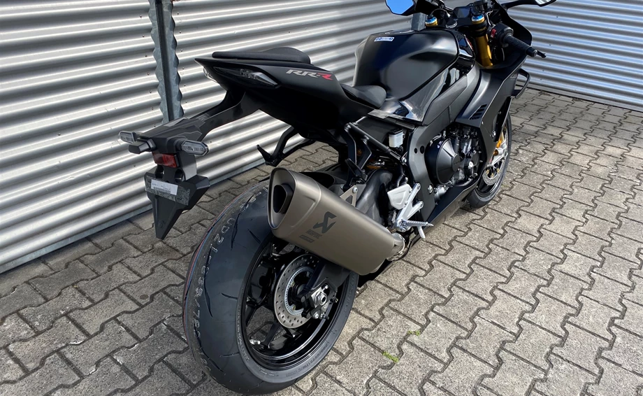 Angebot Honda CBR1000RR-R Fireblade SP Bild 3: Angebot Honda CBR1000RR-R Fireblade SP