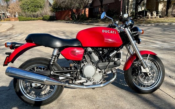 Gebrauchtmotorrad Ducati GT 1000 - Bild 1 Gebrauchtmotorrad Ducati GT 1000 - Bild 1