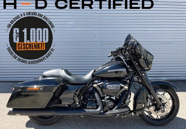 Harley-Davidson Touring Street Glide Special FLHXS (Vivid Black)