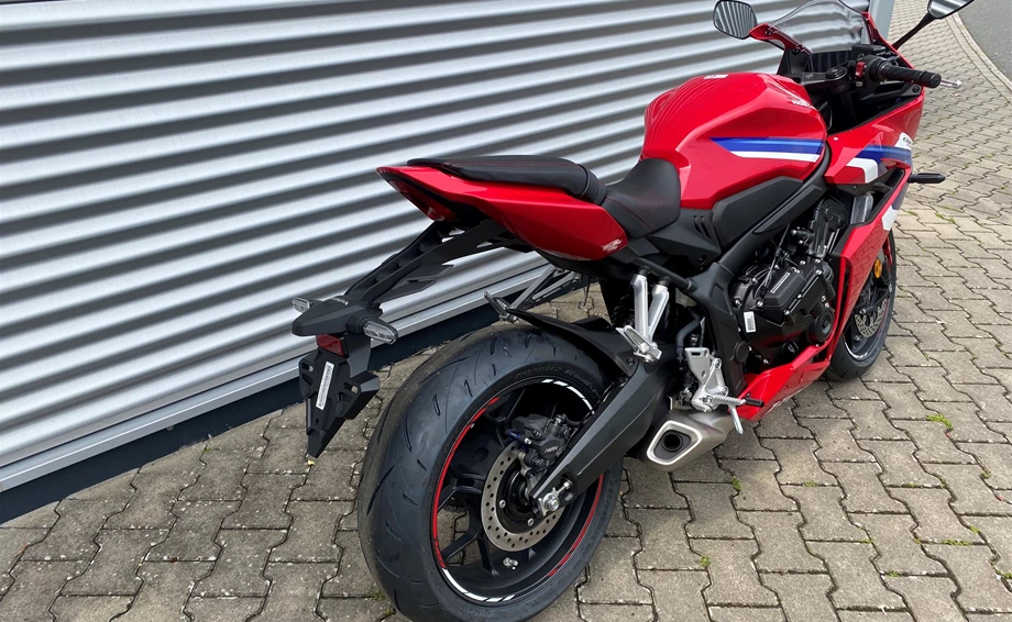 Angebot Honda CBR650R E-Clutch Bild 3: Angebot Honda CBR650R E-Clutch