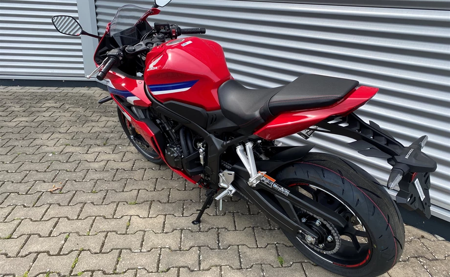 Angebot Honda CBR650R E-Clutch Bild 4: Angebot Honda CBR650R E-Clutch