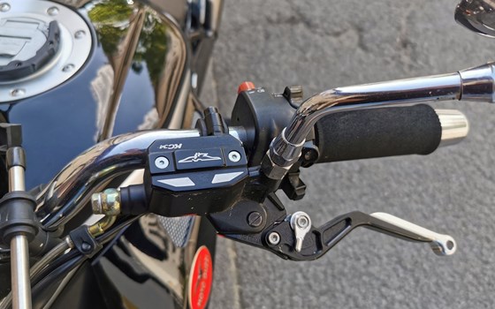 Gebrauchtmotorrad Moto Guzzi Griso 1100 - Bild 15 Gebrauchtmotorrad Moto Guzzi Griso 1100 - Bild 15