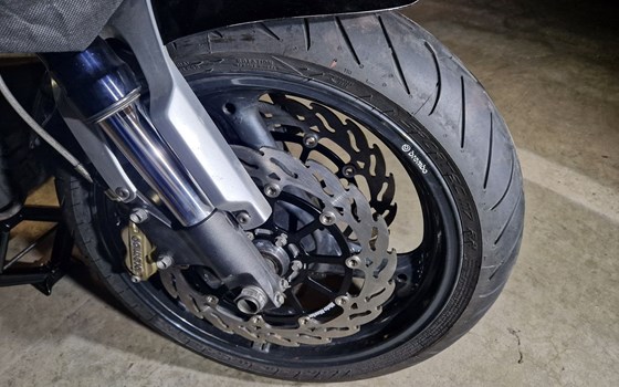 Gebrauchtmotorrad Moto Guzzi Griso 1100 - Bild 5 Gebrauchtmotorrad Moto Guzzi Griso 1100 - Bild 5