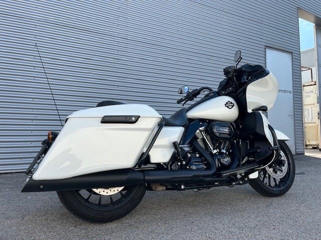 Harley-Davidson Touring Road Glide Special FLTRXS (Bonneville Salt Pearl) - Bild 10