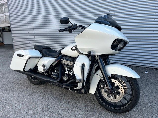 Harley-Davidson Touring Road Glide Special FLTRXS (Bonneville Salt Pearl) - Bild 4