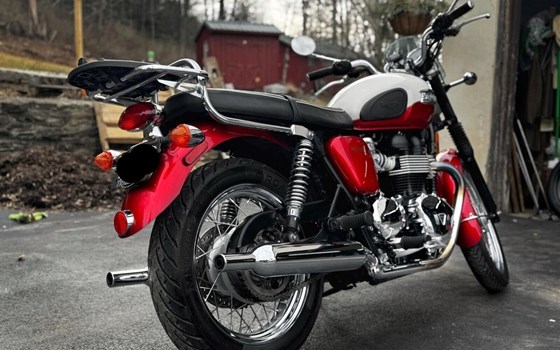 Gebrauchtmotorrad Triumph Bonneville T100 - Bild 5 Gebrauchtmotorrad Triumph Bonneville T100 - Bild 5