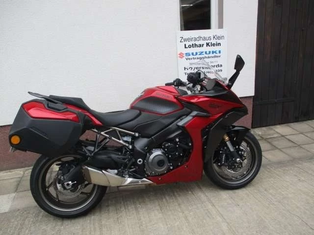 Suzuki GSX-S1000GT