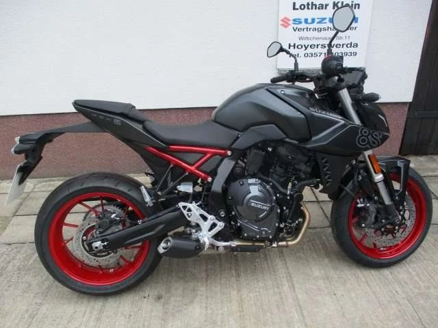 Suzuki GSX-8S