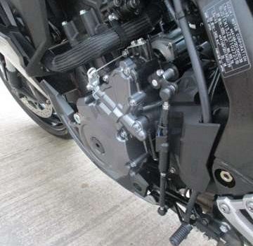 Gebrauchtmotorrad Suzuki GSX-8R - Bild 6