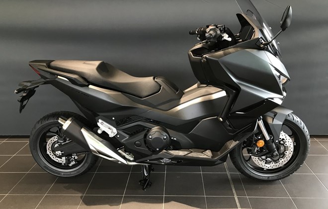 Honda Forza 750