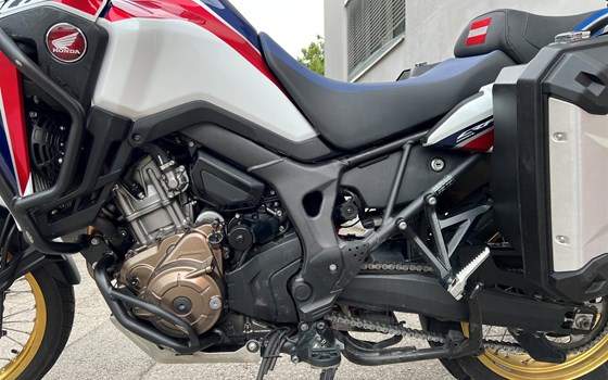 Gebrauchtmotorrad Honda CRF1000L Africa Twin DCT - Bild 10 Gebrauchtmotorrad Honda CRF1000L Africa Twin DCT - Bild 10