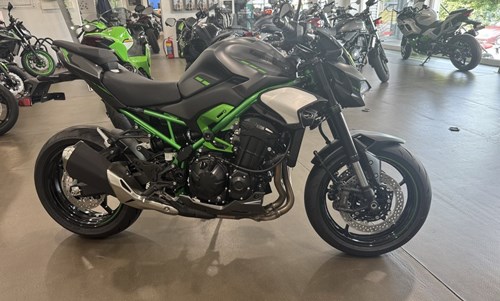 Kawasaki Z900