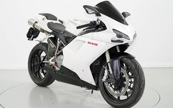 Motorrad Occasion Ducati 848 - Bild 2