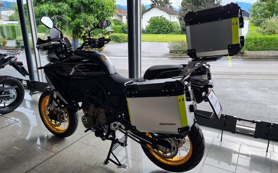 Gebrauchtmotorrad QJ Motor SRT 700 SX - Bild 2