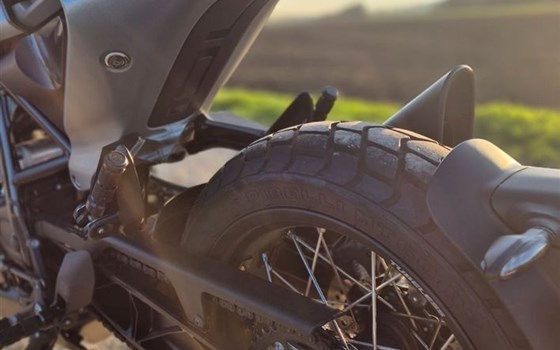 Gebrauchtmotorrad Husqvarna Svartpilen 701 - Bild 7 Gebrauchtmotorrad Husqvarna Svartpilen 701 - Bild 7