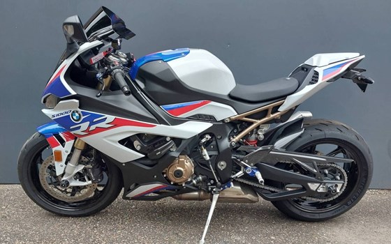 Gebrauchtmotorrad BMW S 1000 RR - Bild 2