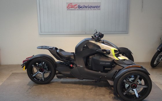 Gebrauchtmotorrad Can-Am Ryker 900 Sport - Bild 2