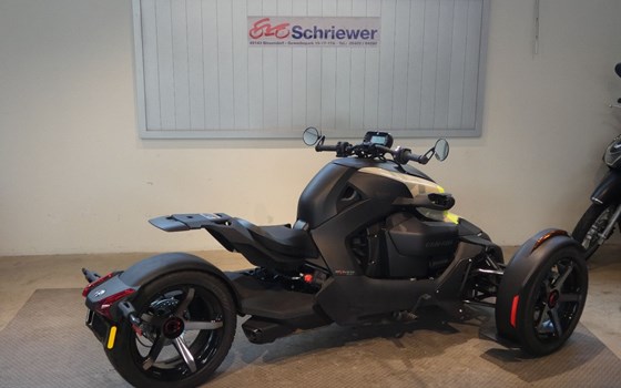 Gebrauchtmotorrad Can-Am Ryker 900 Sport - Bild 3