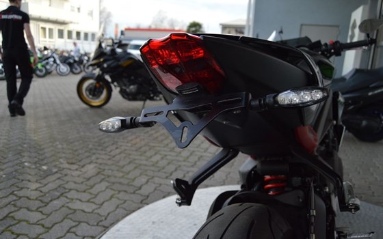Gebrauchtmotorrad Triumph Street Triple R - Bild 20