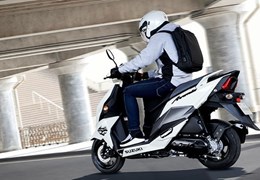 Neumotorrad Suzuki Avenis 125