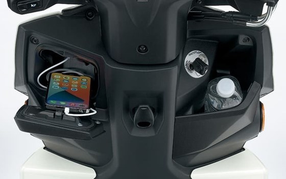 Neufahrzeug Suzuki Avenis 125 - Bild 5