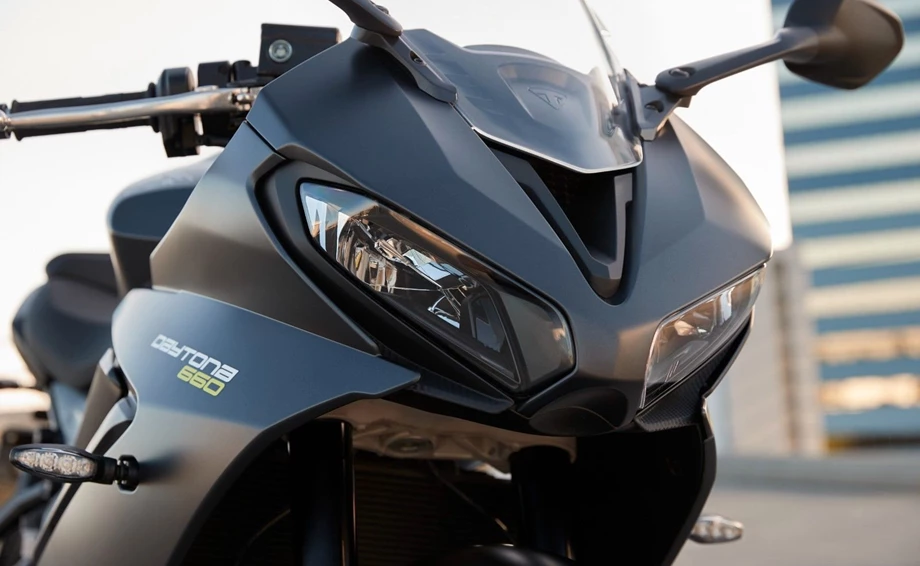 Angebot Triumph Daytona 660 Bild 14: Angebot Triumph Daytona 660