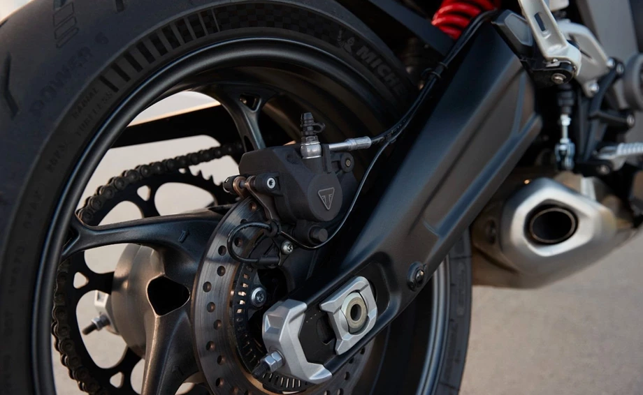 Angebot Triumph Daytona 660 Bild 9: Angebot Triumph Daytona 660