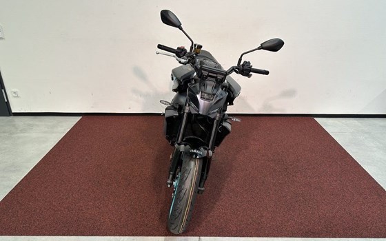 Gebrauchtmotorrad Yamaha MT-09 Y-AMT - Bild 3