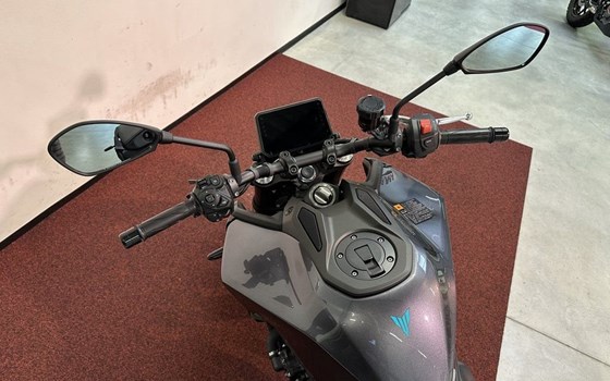 Gebrauchtmotorrad Yamaha MT-09 Y-AMT - Bild 9