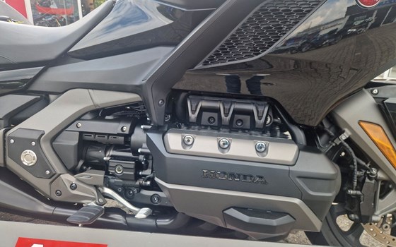 Gebrauchtmotorrad Honda GL 1800 Goldwing - Bild 9