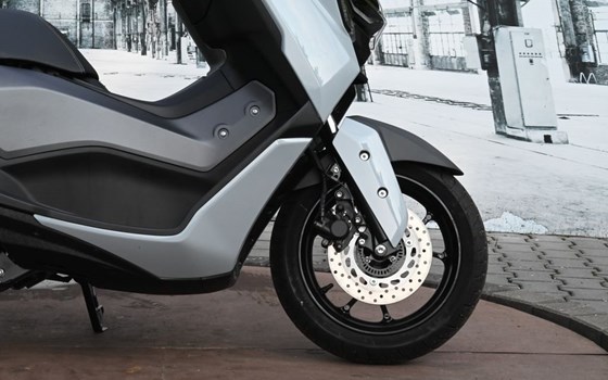 Gebrauchtmotorrad Yamaha NMAX 125 Tech MAX - Bild 4