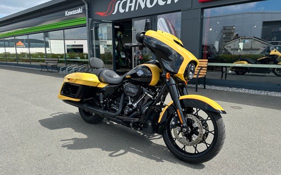 Gebrauchtmotorrad Harley-Davidson Touring Street Glide Special FLHXS - Bild 1