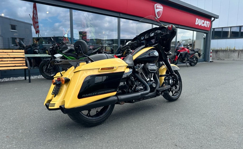 Angebot Harley-Davidson Touring Street Glide Special FLHXS Bild 7: Angebot Harley-Davidson Touring Street Glide Special FLHXS